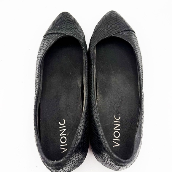 Vionic Caballo Pointed Ballet Flat Snake - Picture 4 of 8